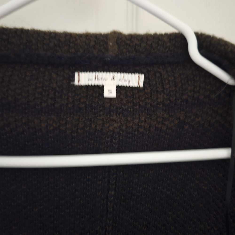 Cardigan - Picture 2 of 2